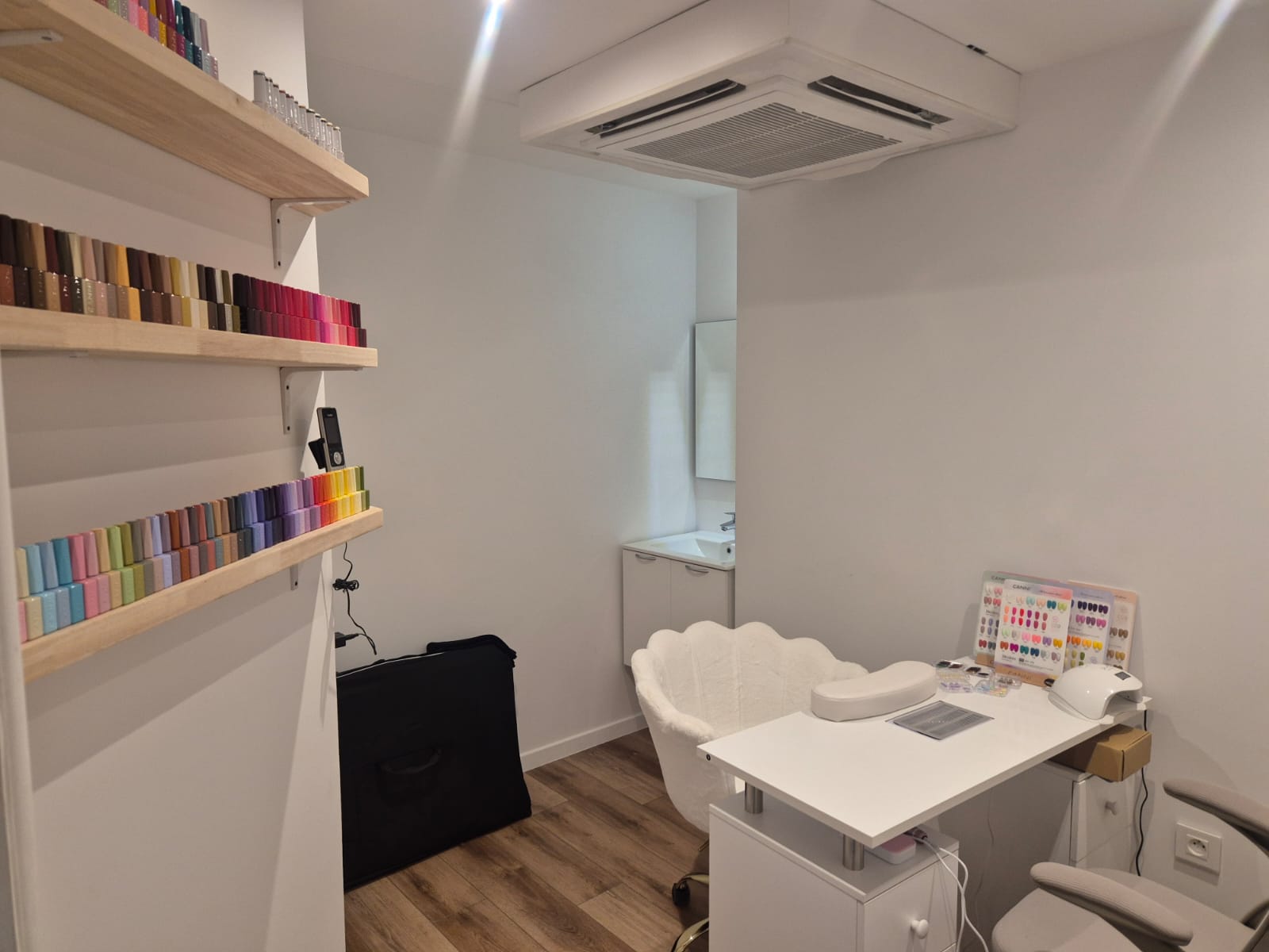 Onglerie JT Barber Institut Le Pellerin